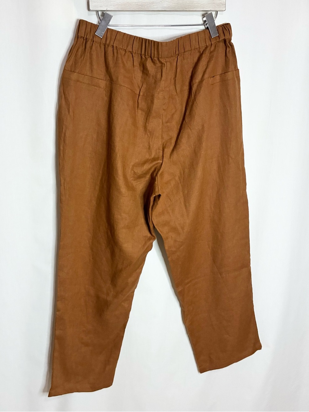 NEW. Lintico Linen Tapered Patricia Pants. NWT - Picture 5 of 8